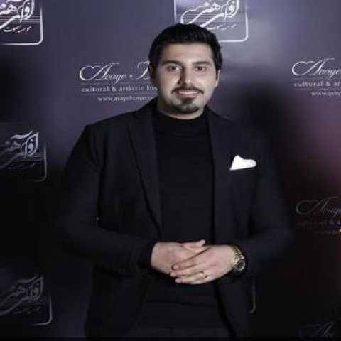 دانلود آهنگ جدید احسان خواجه امیری به نام گوشه تنهایی